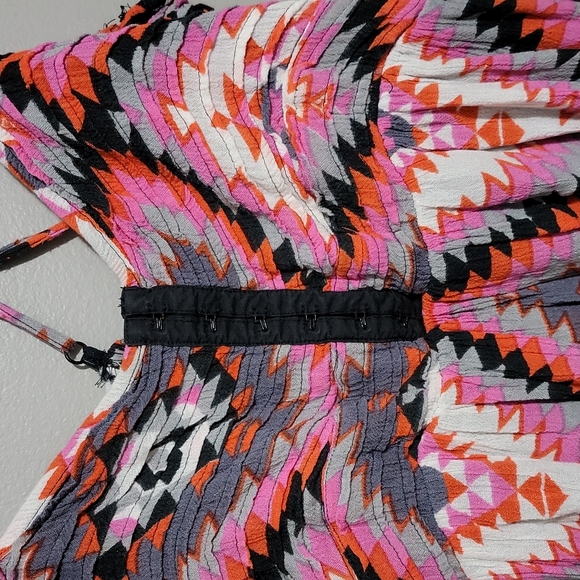 L MULTI COLORED BILLABONG DRESS - Picture 2 of 5